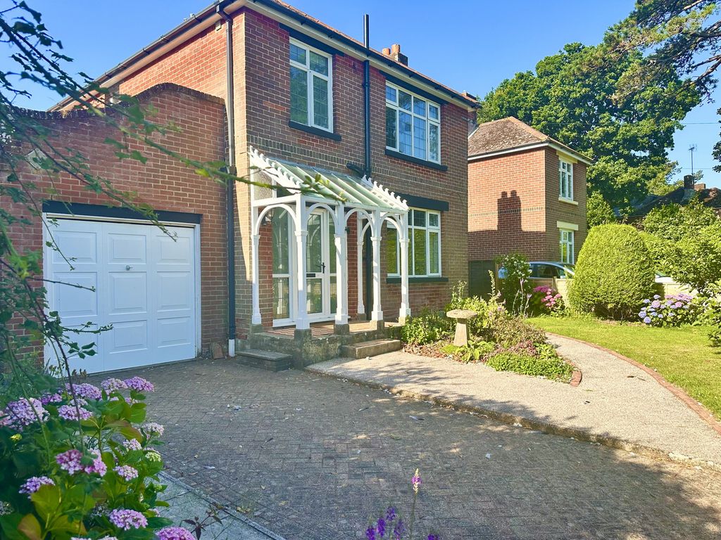 Property photo 2 of 22