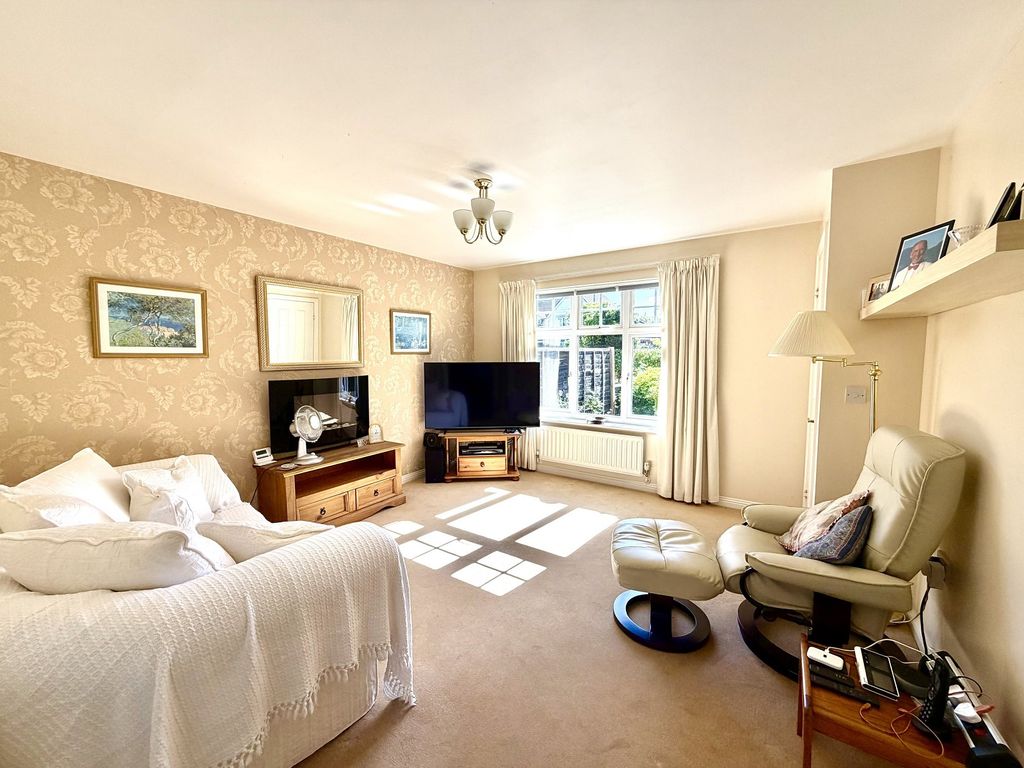 Property photo 2 of 11 Not Specified