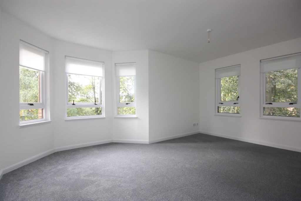 Property photo 2 of 11 Photo 2