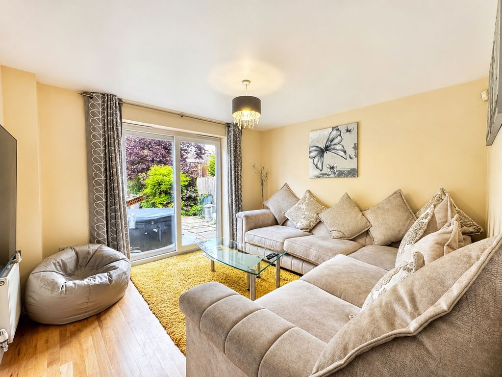 Property photo 2 of 10 Picture No. 07