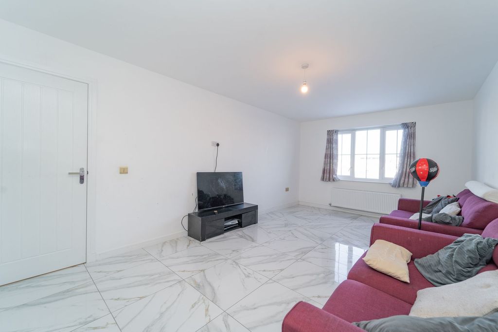 Additional image 5 of 5 bed detached house for saleEast Cairn View, Murieston, Livingston EH54