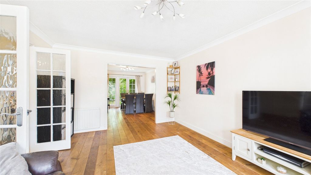 Additional image 8 of 4 bed detached house for saleLightwater, Surrey GU18