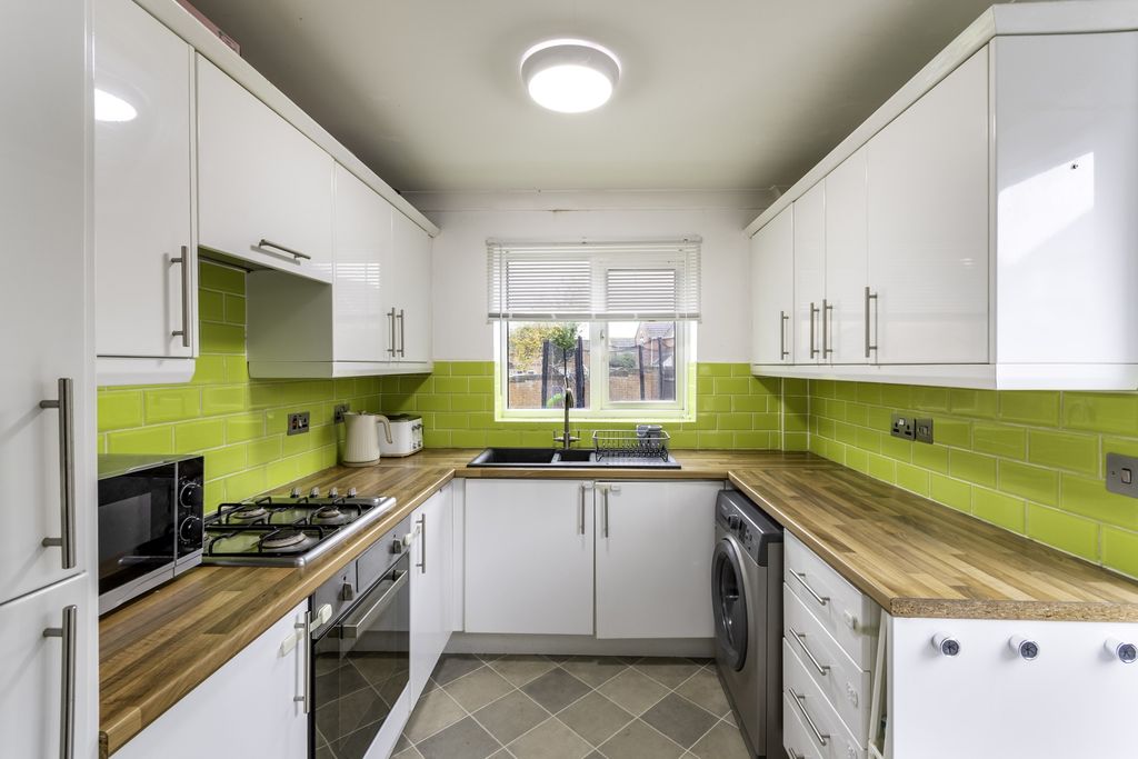 Property photo 2 of 17 Dsc_3475-Edit