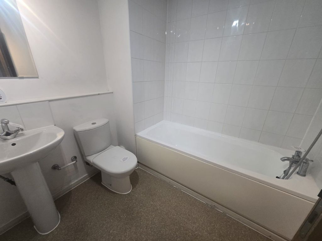 Property photo 2 of 5 Picture No. 03