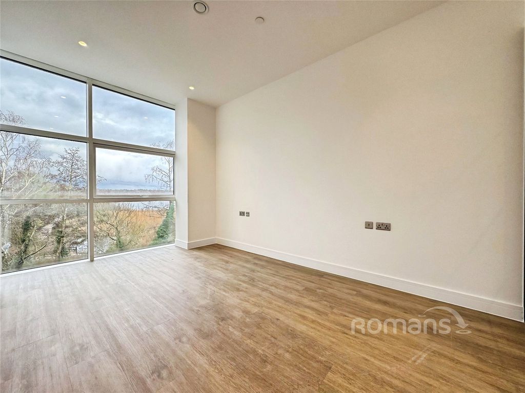 Property photo 2 of 4 Picture No. 09