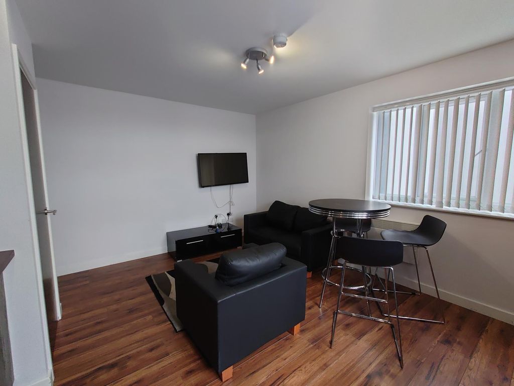 Property photo 3 of 10 Property Photo