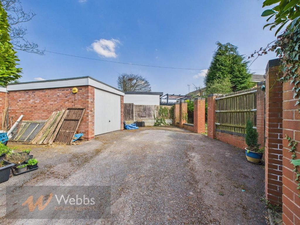 Property photo 3 of 16 Cam04217G0-Pr0081-Still015.Jpg