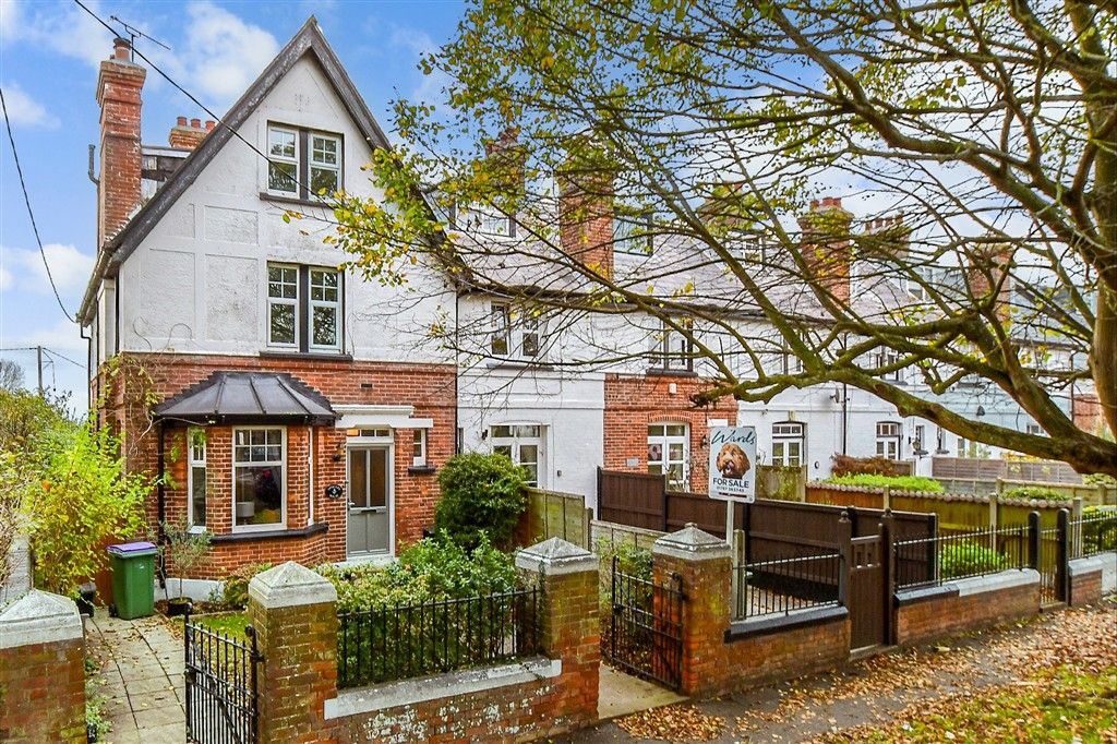 Property photo 1 of 17 External (Web)