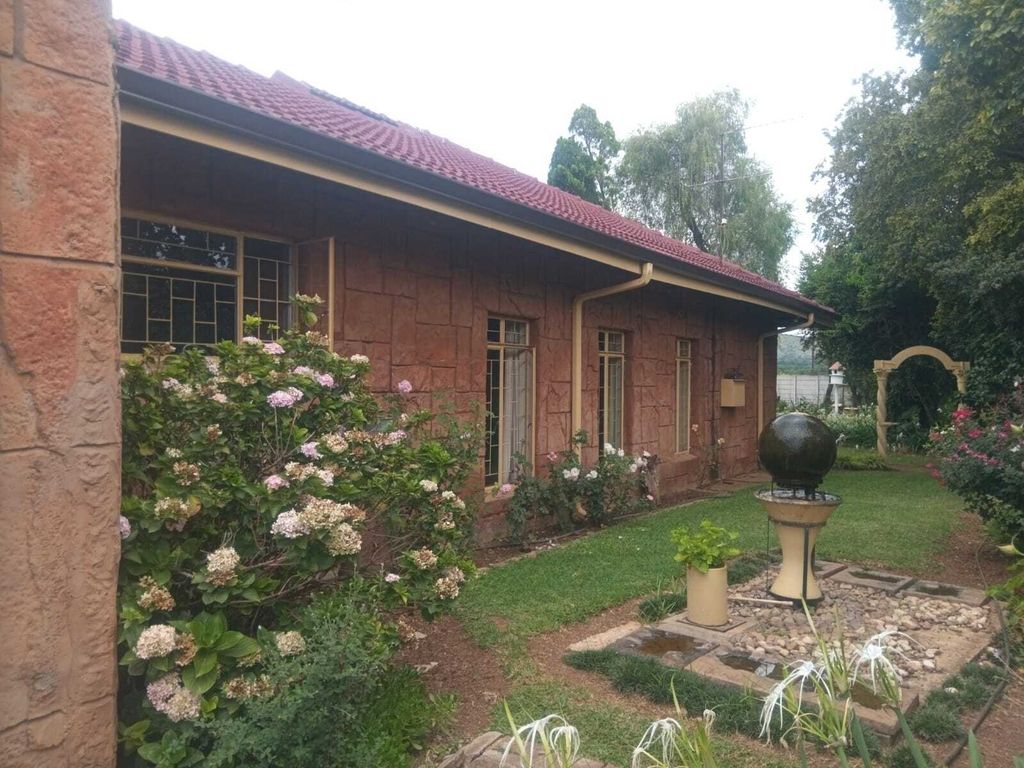 Property photo 3 of 49