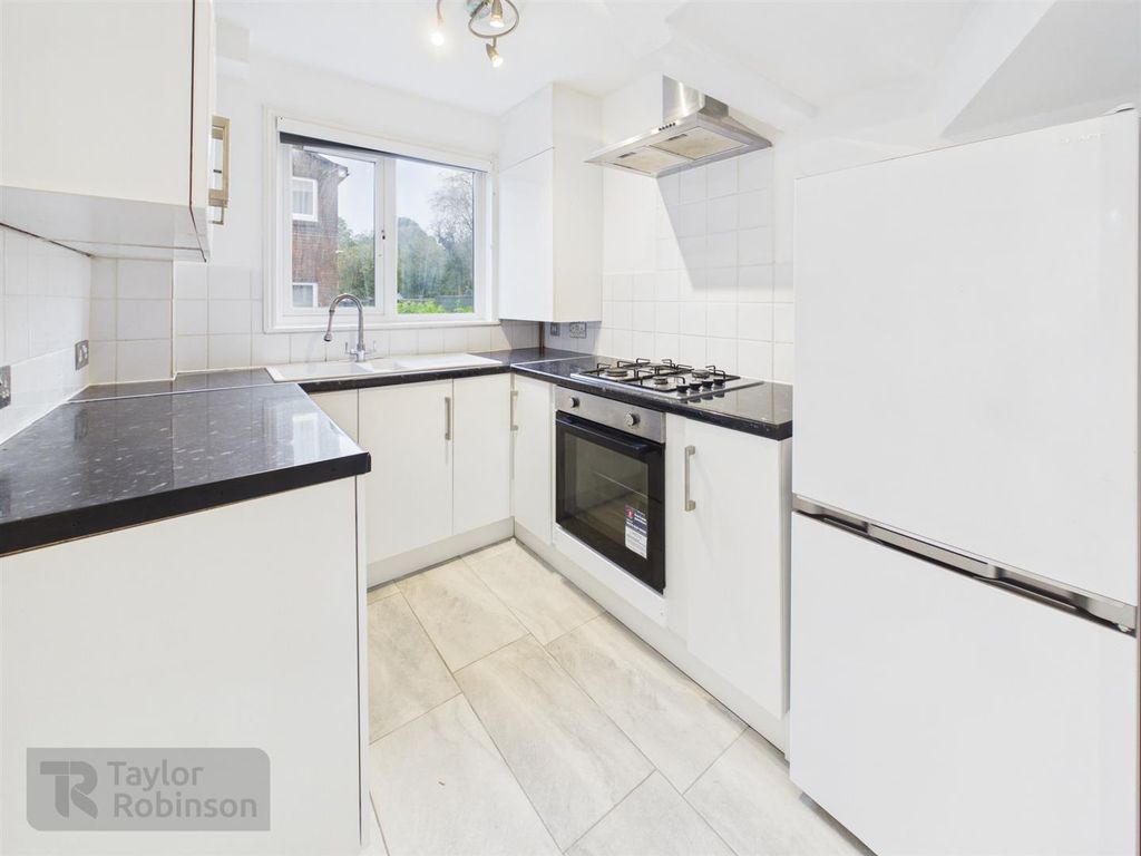 Property photo 3 of 5 Cam02600G0-Pr0877-Still004.Jpg