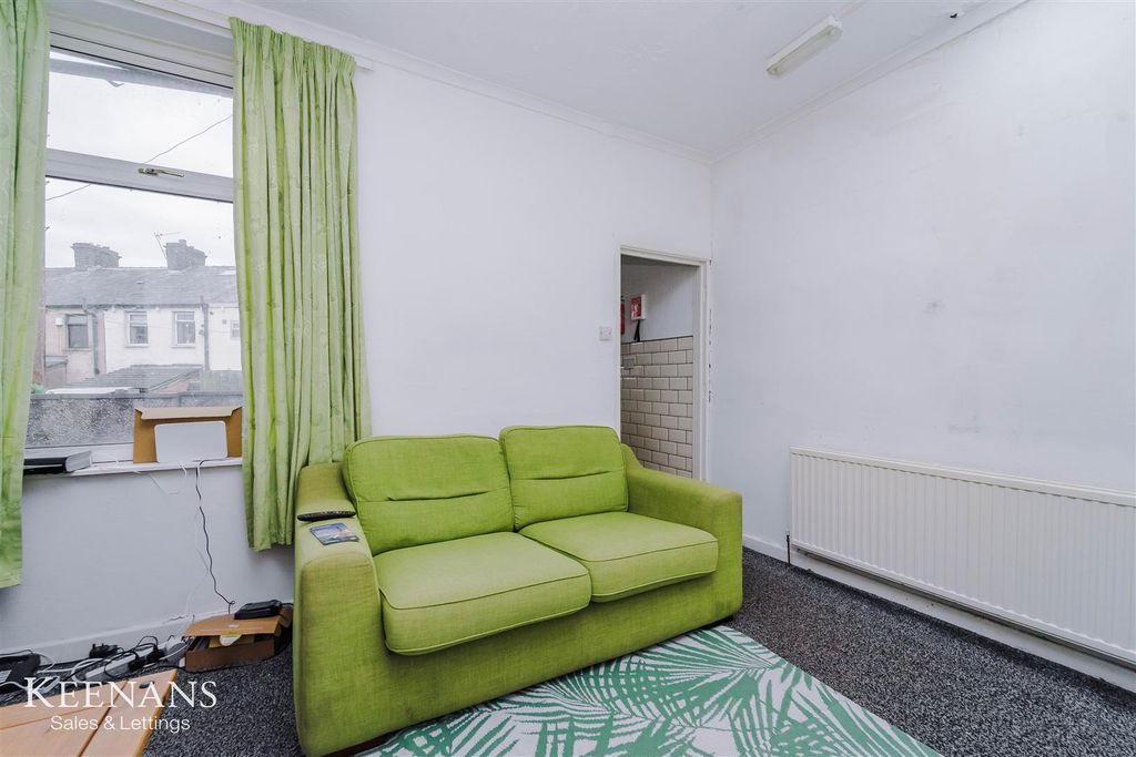 Property photo 2 of 13 2.Jpg