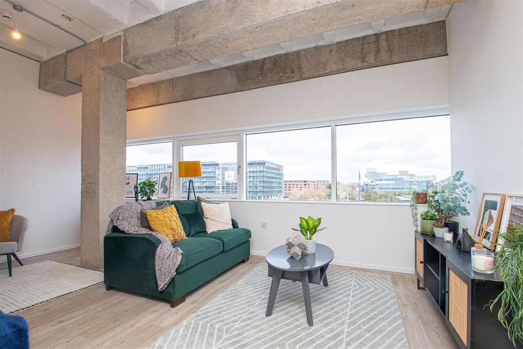 Property photo 3 of 23 344Ta_2.Jpg