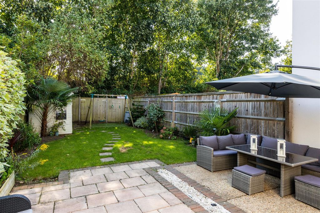 Property photo 3 of 22