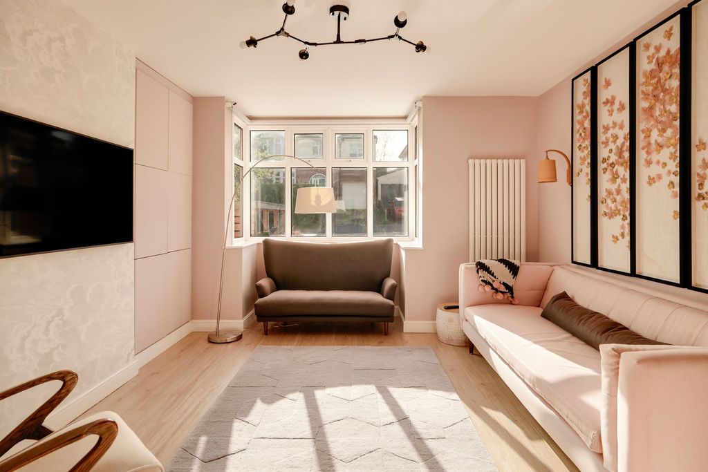 Property photo 3 of 30