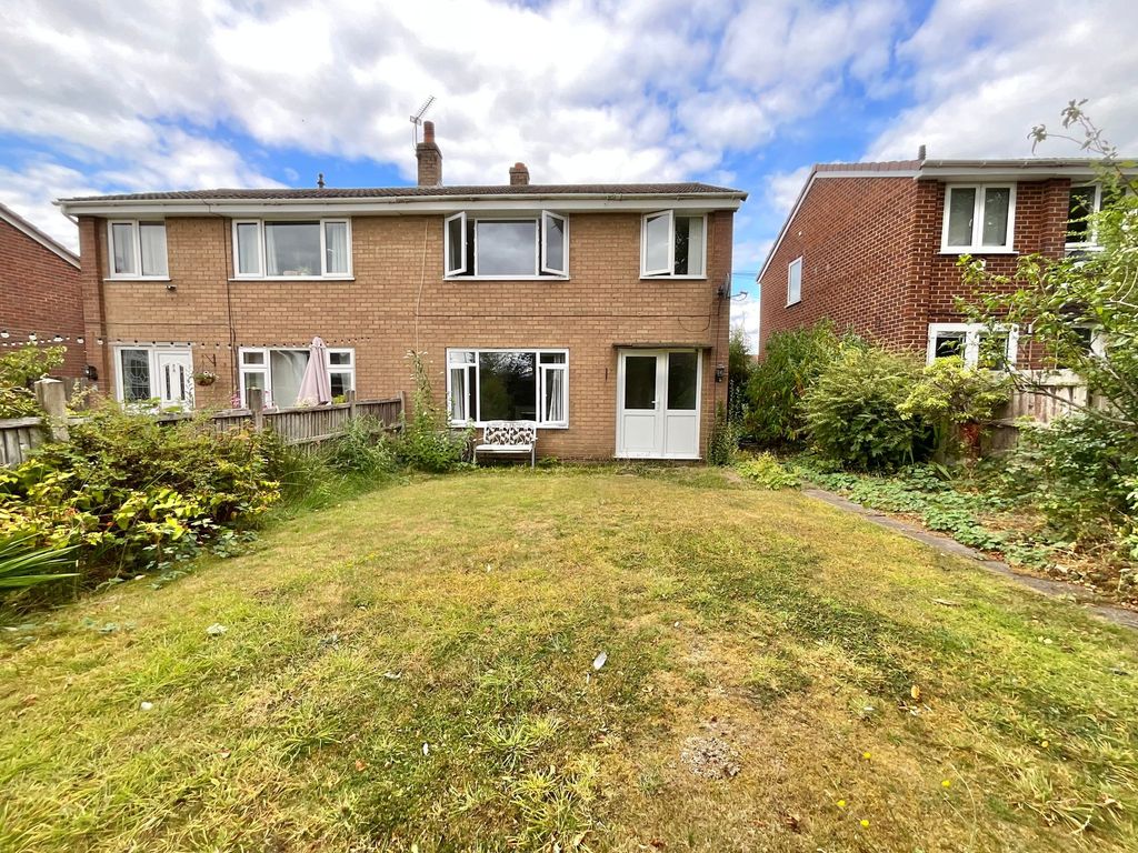 Property photo 1 of 26