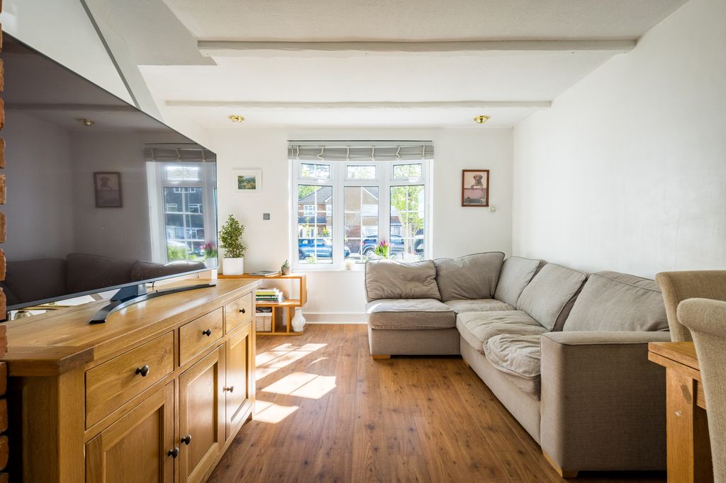 Property photo 2 of 17