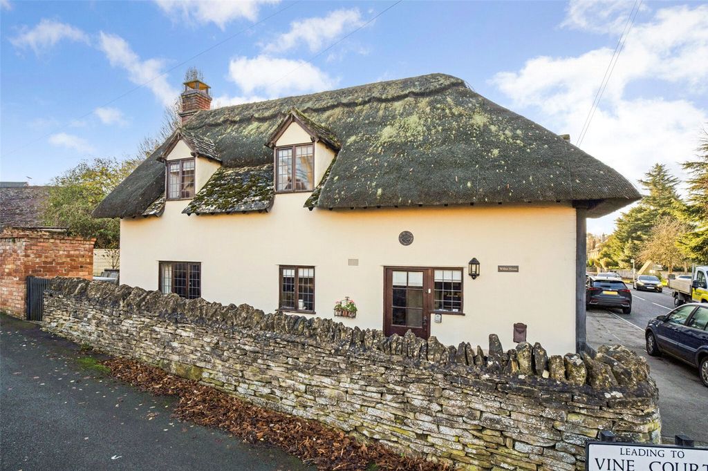 Property photo 1 of 14 Willan House