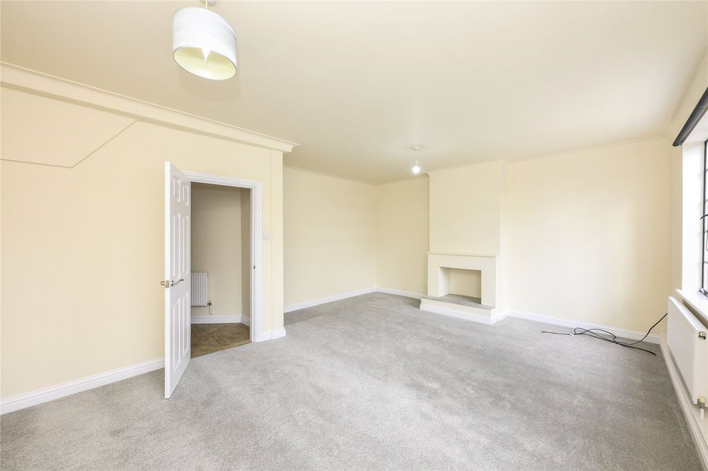 Property photo 3 of 10 Picture No. 04