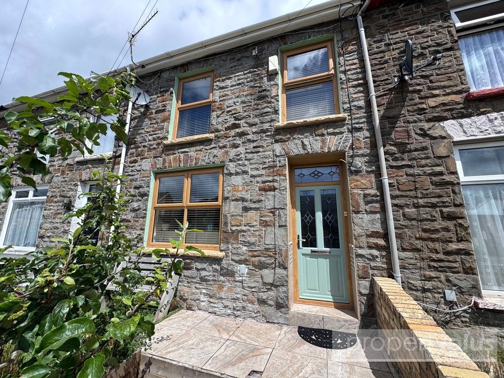 Property photo 1 of 12 Picture No. 16