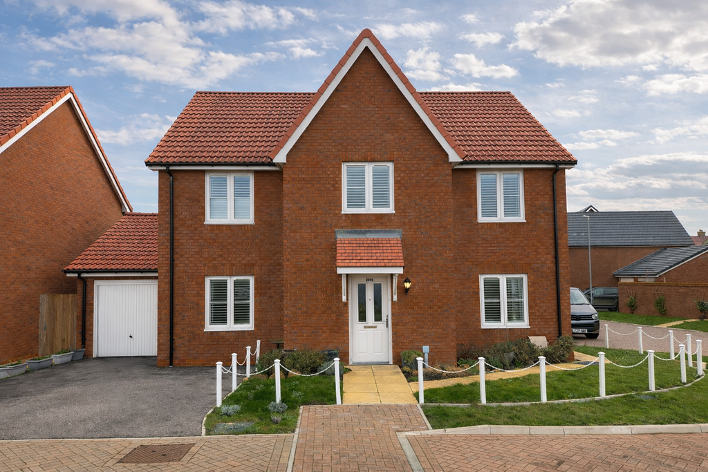 Property photo 1 of 18