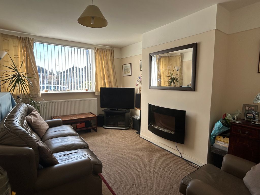 Property photo 3 of 12 Img_5759
