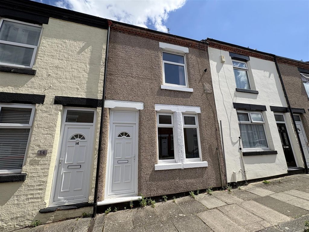 Property photo 1 of 11 Externally