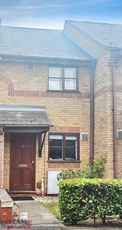 Property photo 1 of 6