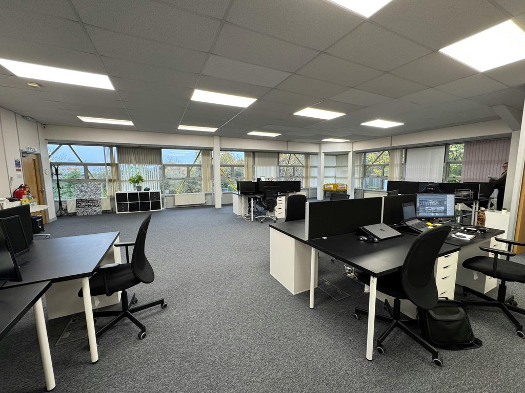 Property photo 3 of 6 Image 3