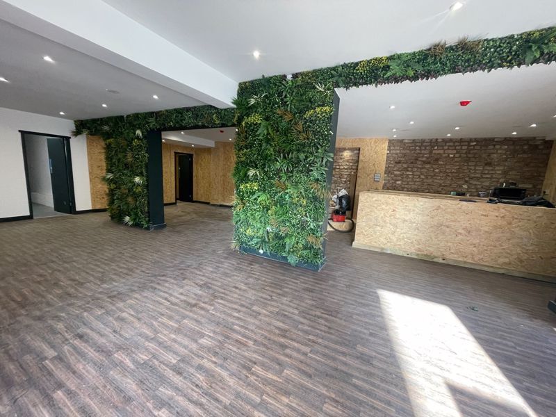 Property photo 3 of 9 Photo 1