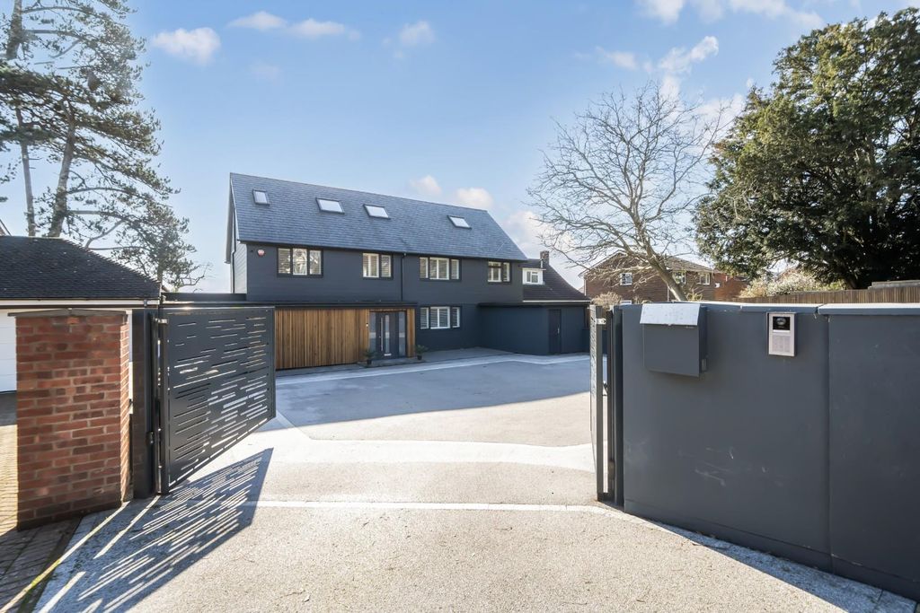 Property photo 1 of 25 1419576-1-699Dccf45E10c.Jpg