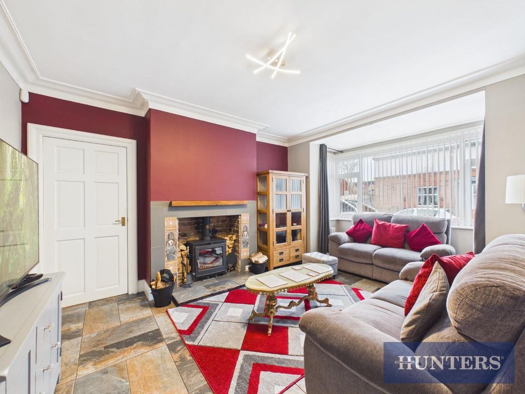 Property photo 2 of 9 Cam02804G0-Pr0409-Still012.Jpg