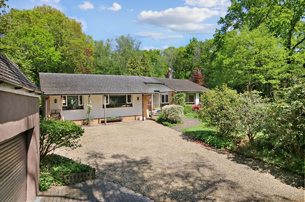 Property photo 1 of 29