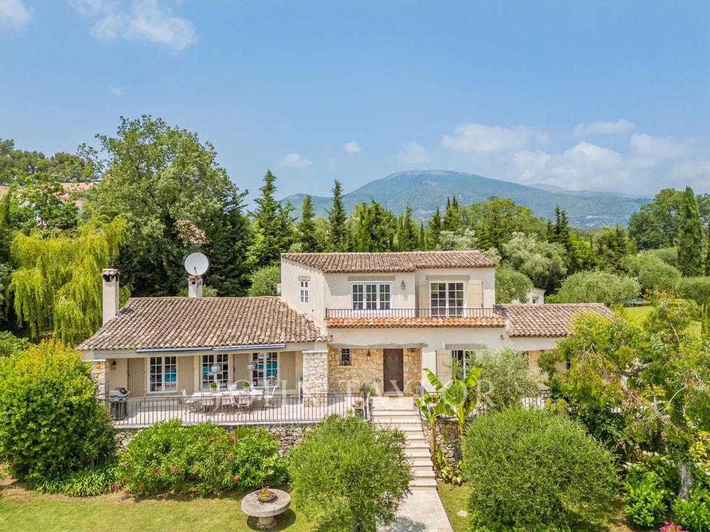 Property photo 1 of 28 Provençal Character, Beautifully Reimagined In Roquefort-Les-Pins