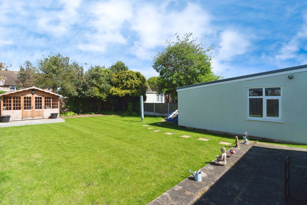 Property photo 3 of 15