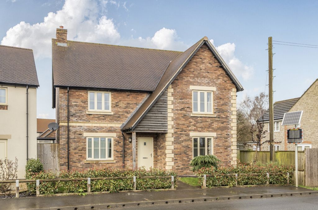 Property photo 1 of 20 1417938-13-69A1A8...