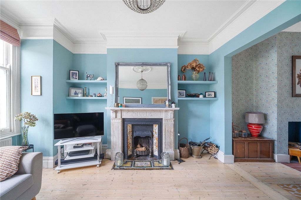 Property photo 3 of 14 Picture No. 07