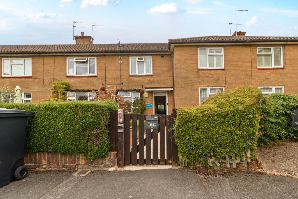 Property photo 1 of 9