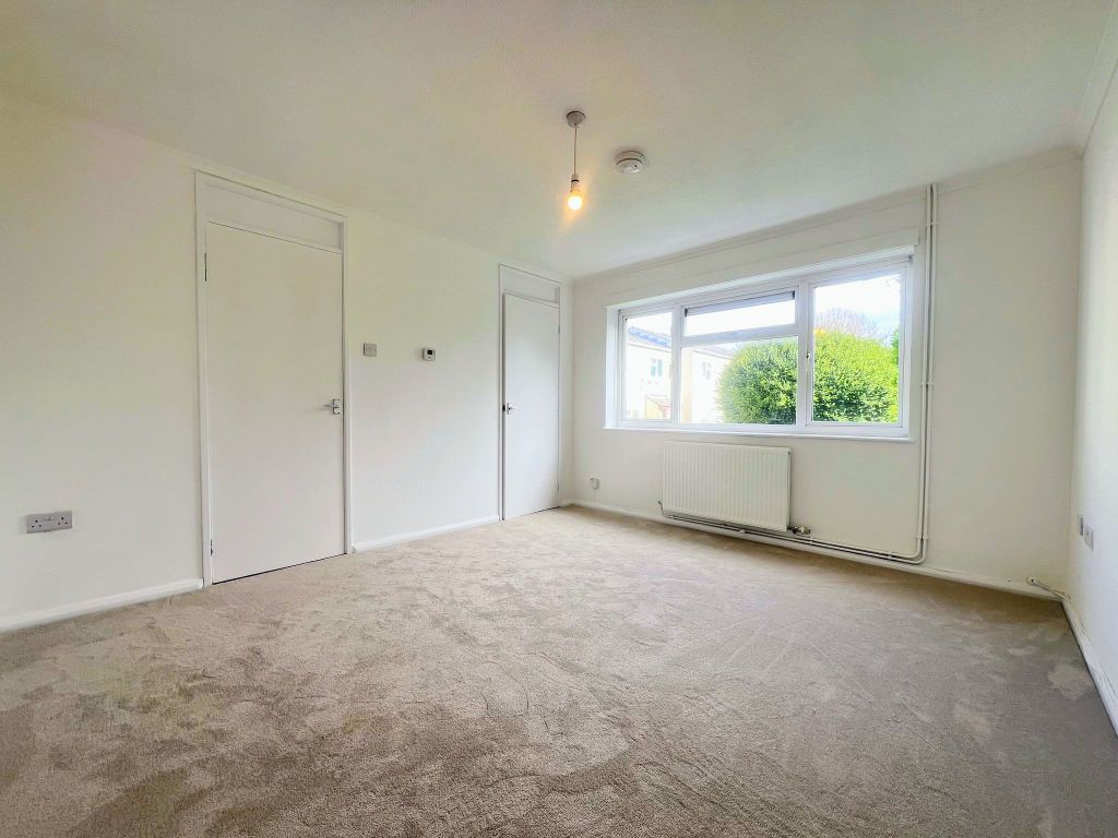 Property photo 3 of 11 View