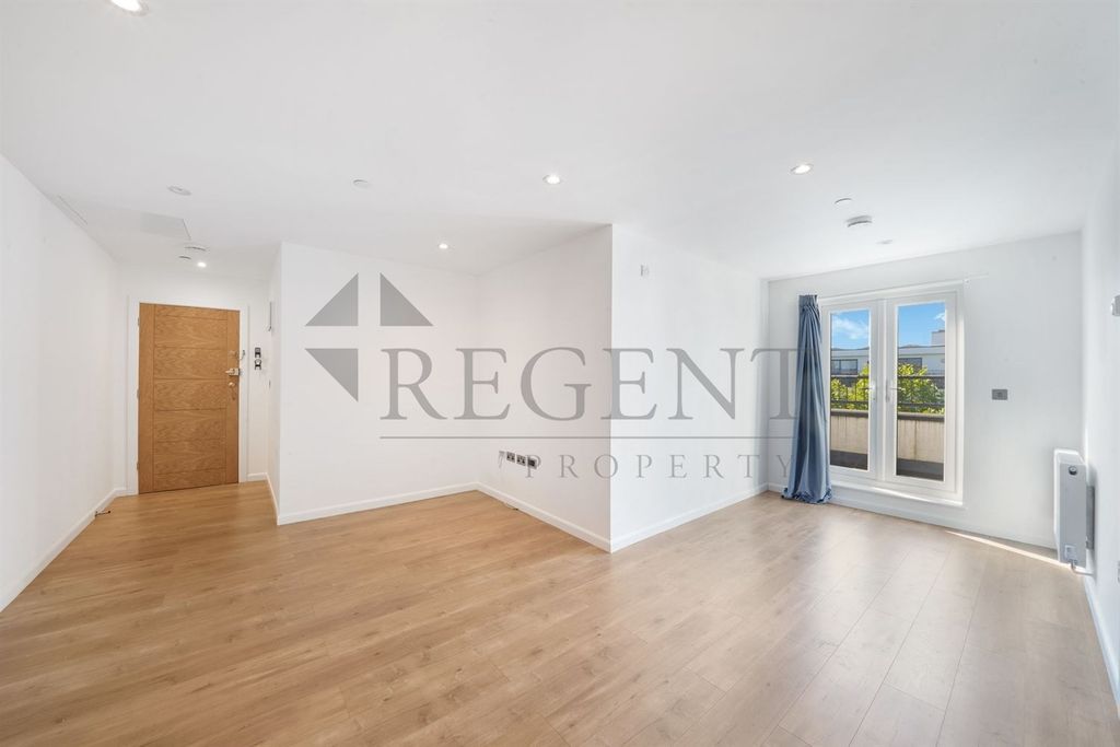 Property photo 1 of 16 (Main)