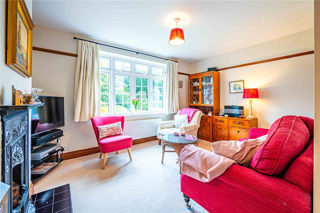 Additional image 16 of 3 bed semi-detached house for saleTring Road, Dunstable, Central Bedfordshire LU6
