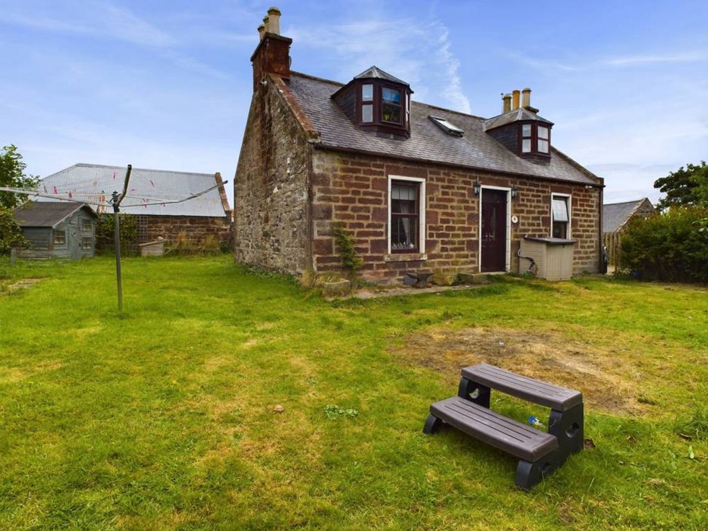 Property photo 3 of 41
