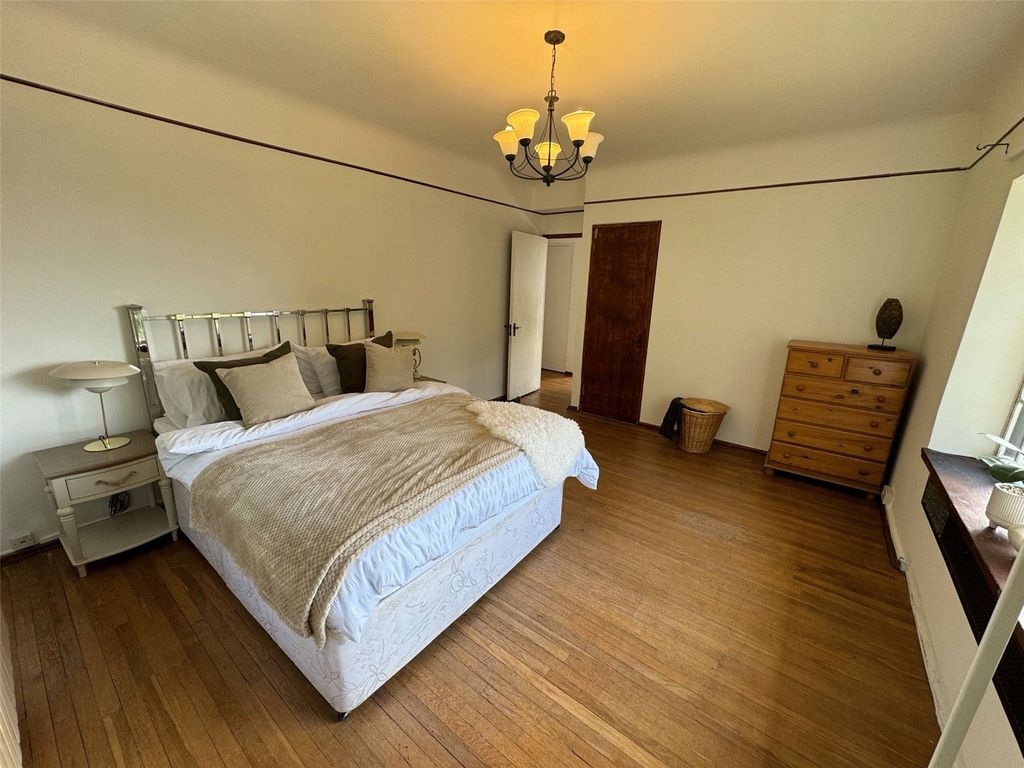 Property photo 2 of 12 Picture No. 03