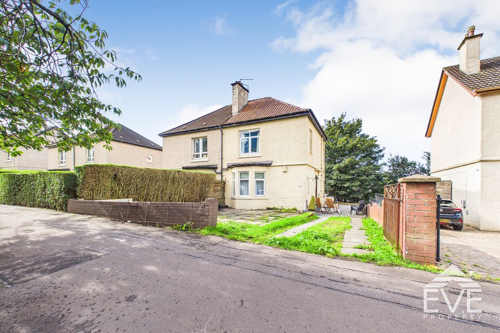 Property photo 1 of 35 Gwr
