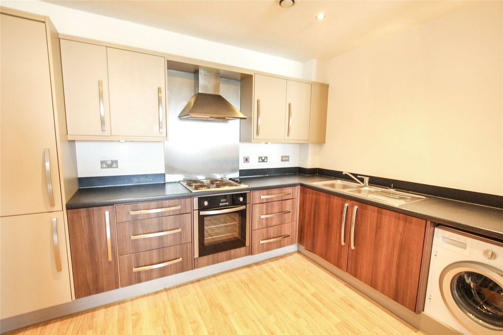 Property photo 2 of 13 Picture No. 02