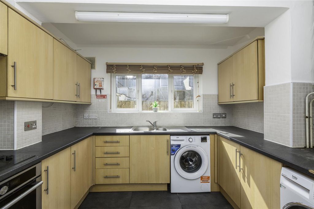 Property photo 2 of 32 Cz0A4990.Jpg