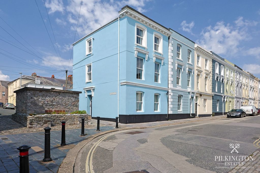 Property photo 1 of 9 5302172