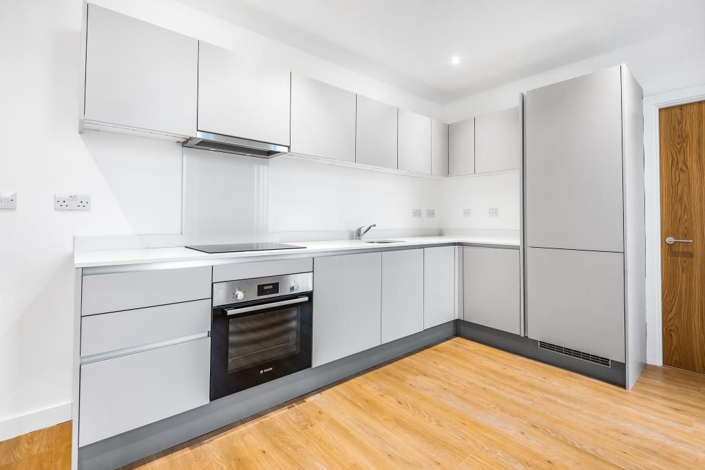 Property photo 3 of 12 Kitchen