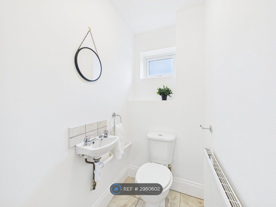 Property photo 2 of 29