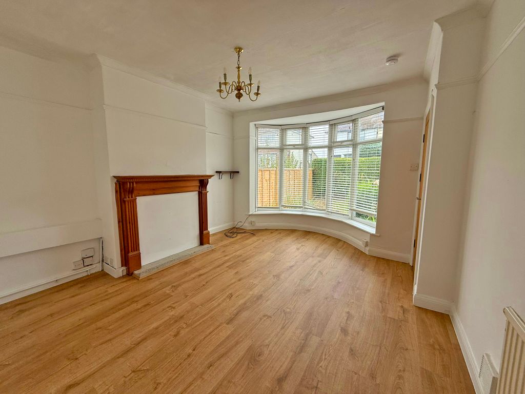 Property photo 3 of 11 Img_5274