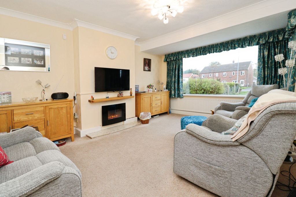 Property photo 2 of 14 Img_3710
